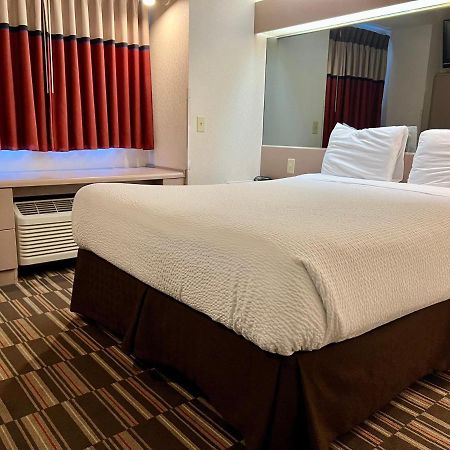 Microtel Inn & Suites By Wyndham Bloomington Msp Airport Extérieur photo